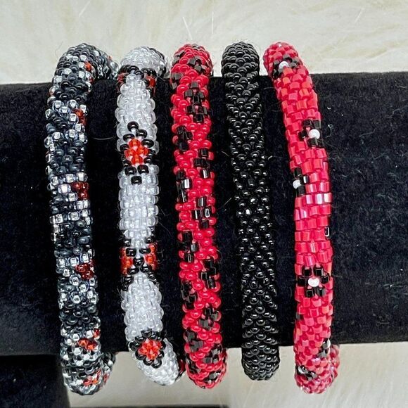 HAND CRAFTED in Nepal Beaded Bracelets (set of 5) #670 - Picture 4 of 5